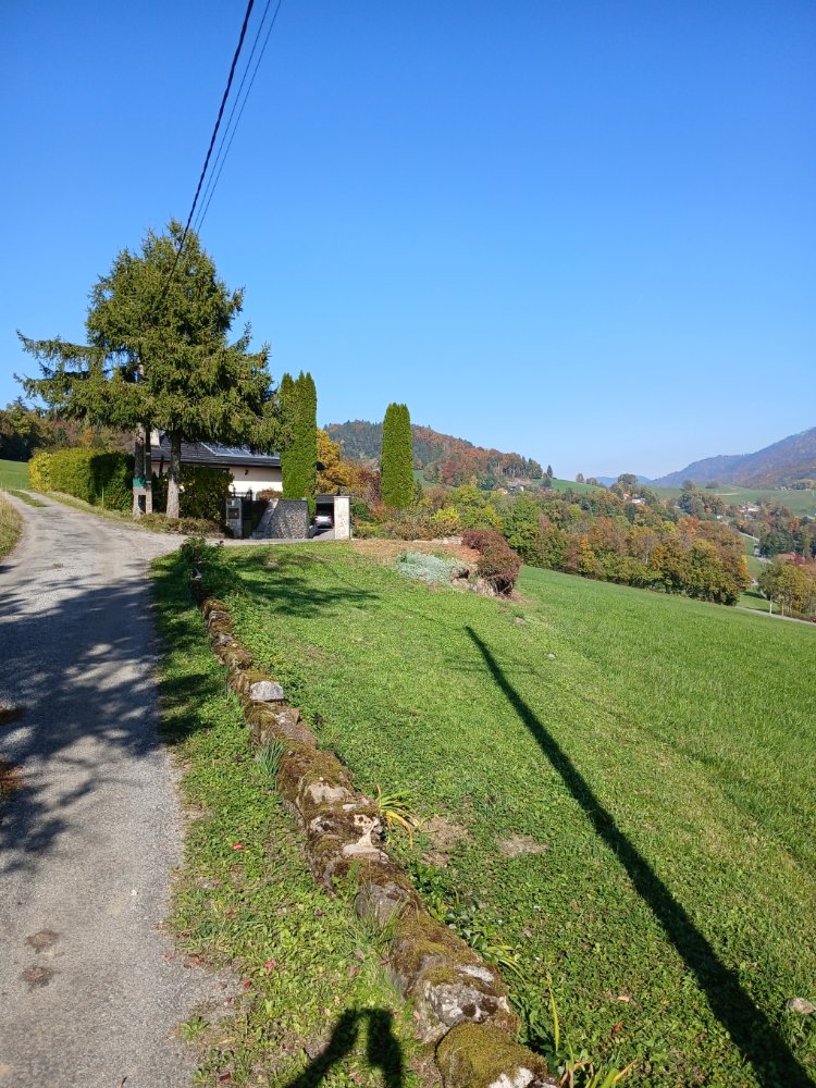 Aire camping-car  Viuz-en-Sallaz (74250) - Photo 2
